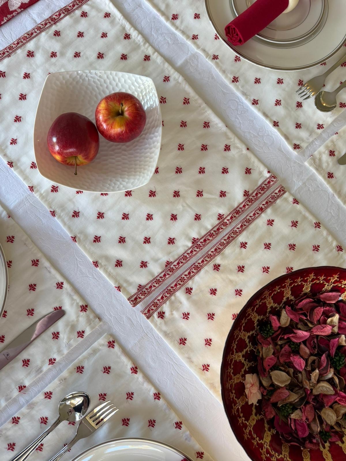 Crimson Garden - Bordered placemats