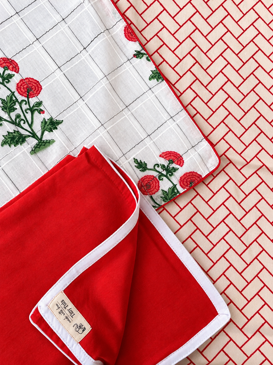 Scarlet Trellis Table runner