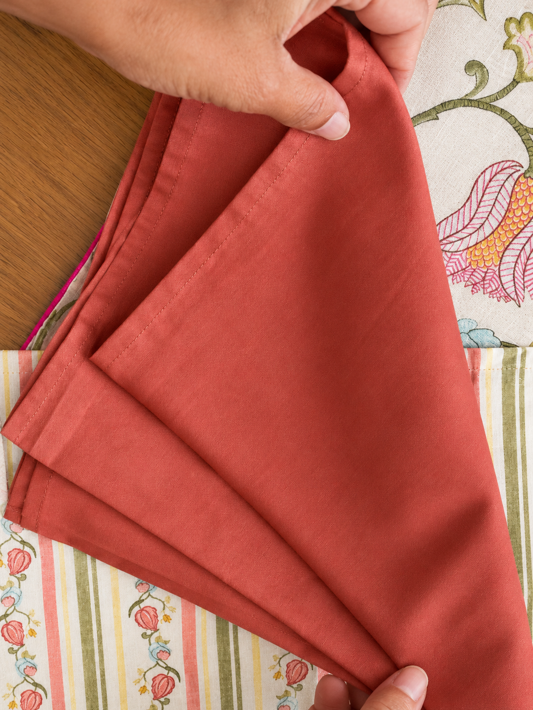 Rose stripe napkin