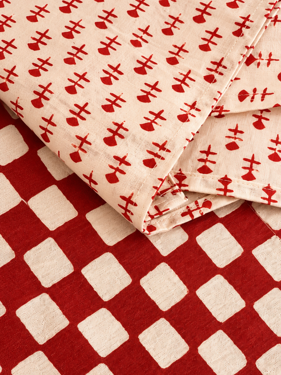 Scarlet Grid printed placemat checkerboard