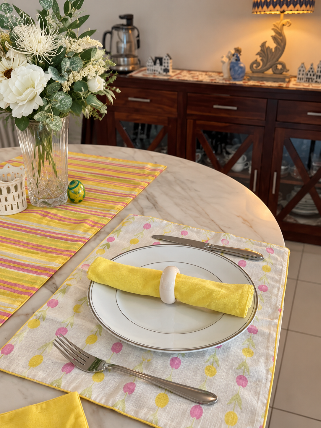 Sunlit Tulip Table runner